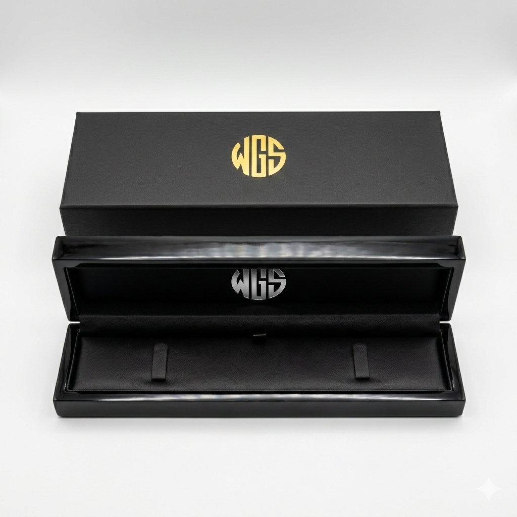 Luxury Wooden Jewelry Chain Box – Premium Necklace Storage Gift Case (Matte Black Finish)