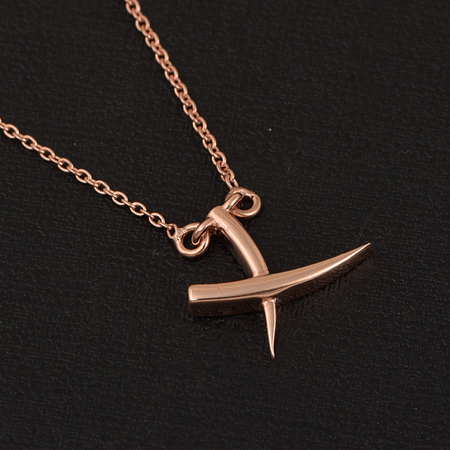 Eternal Embrace: Kiss Necklace in 925 Sterling Silver - 20 Inch